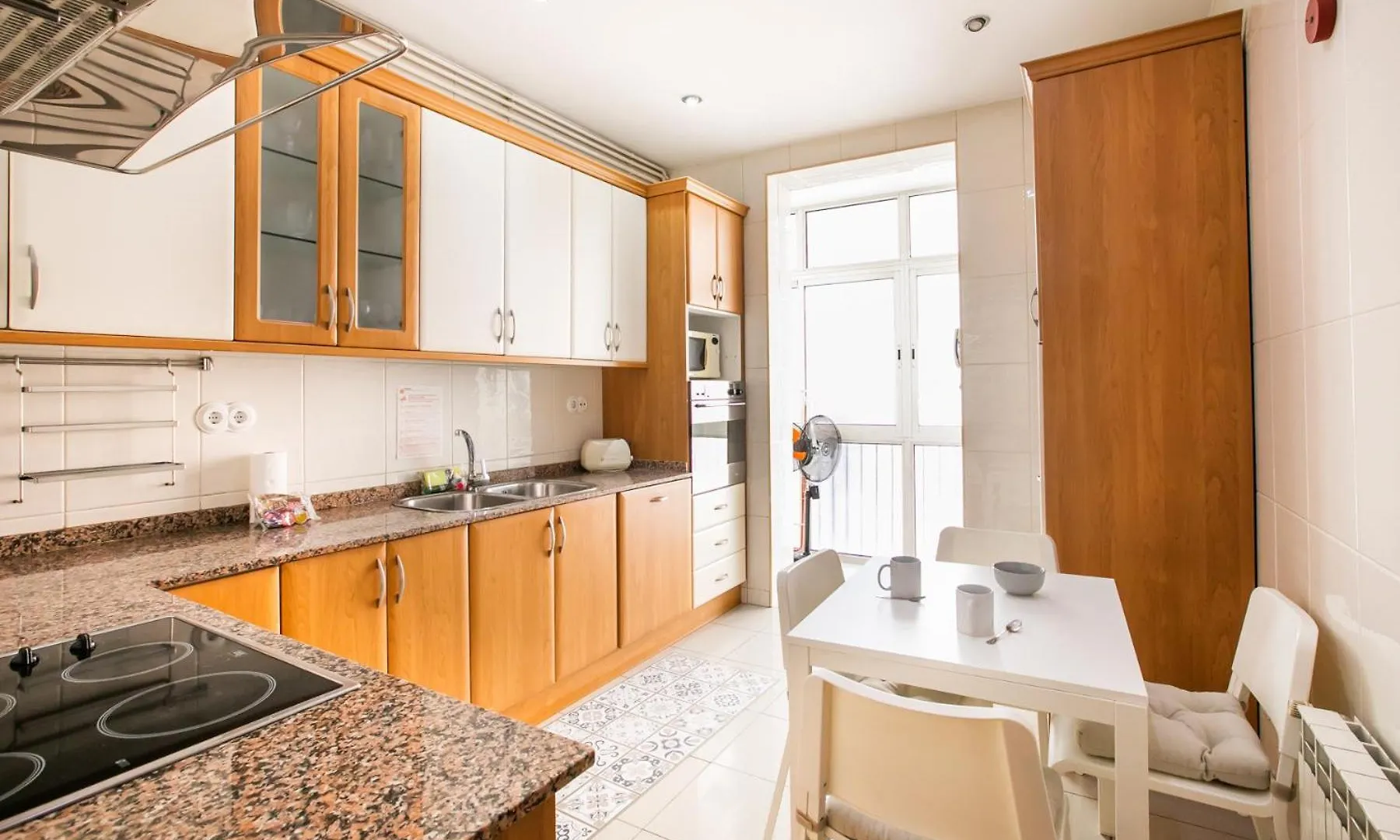 42Ara1026 - Spacious Apartment In Eixample 바르셀로나 0*,
